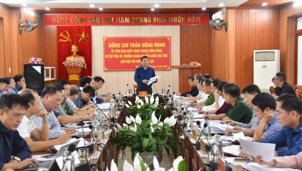 Bí thư Tỉnh ủy Trần Hồng Minh làm việc với huyện Bảo Lạc về công tác khắc phục hậu quả thiệt hại do thiên tai