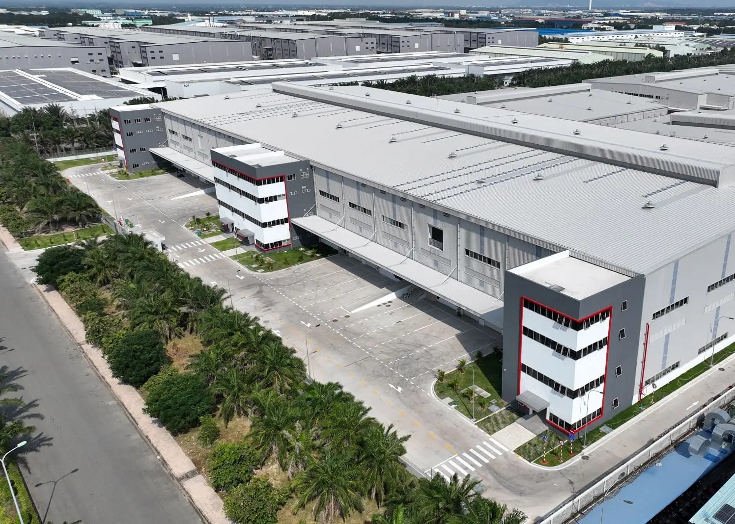 Bất Động Sản Công Nghiệp: Động Lực Tăng Trưởng Mới Của Nền Kinh Tế 2026